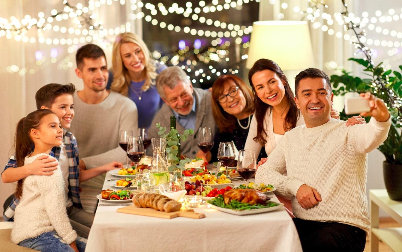 CetN Traiteur Onlget Particuliers  repas de famille.jpg